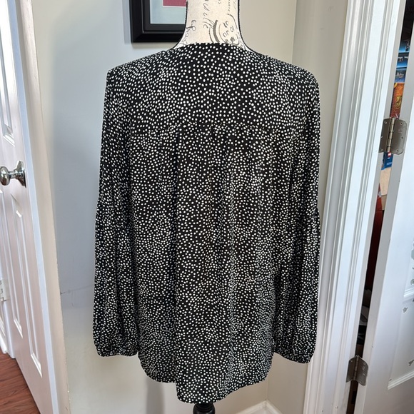 Easy-care LOFT business casual blouse Size M - Picture 3 of 13